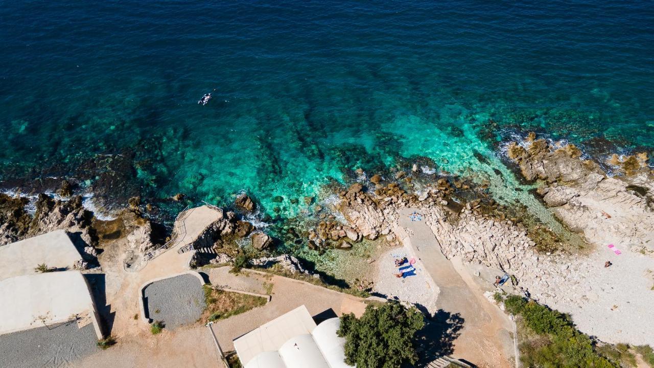 Open Sea Apartments Utjeha Dış mekan fotoğraf
