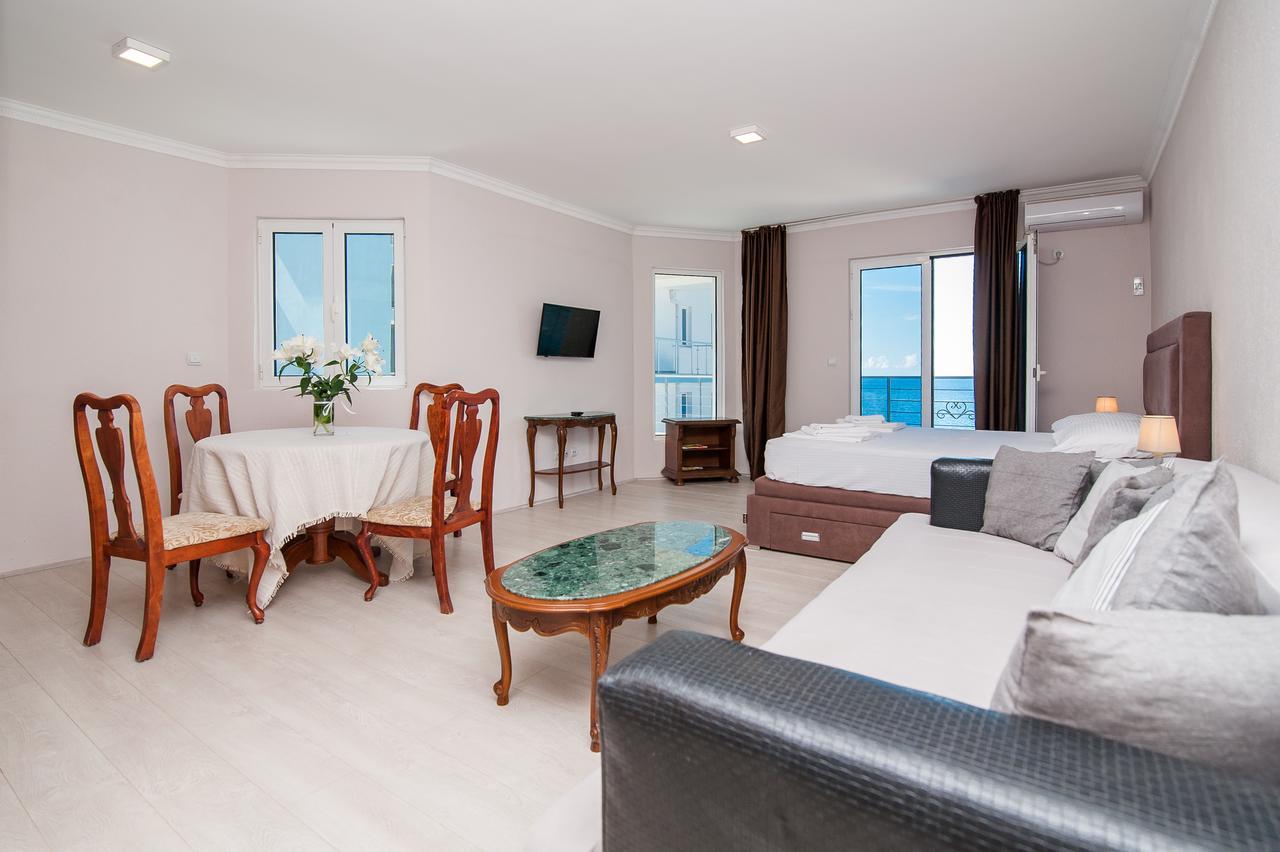 Open Sea Apartments Utjeha Dış mekan fotoğraf
