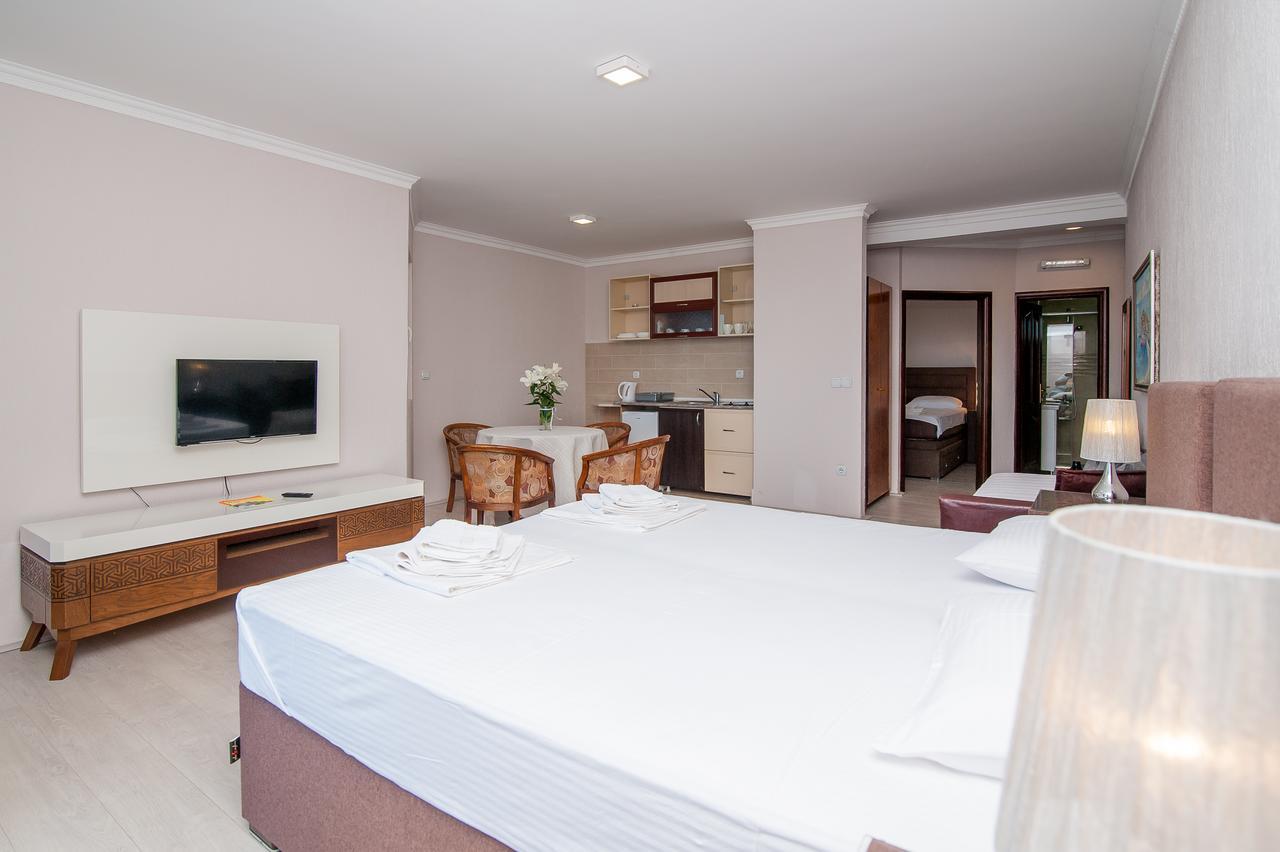Open Sea Apartments Utjeha Dış mekan fotoğraf