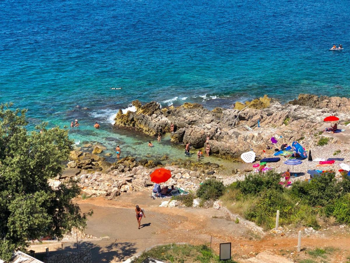 Open Sea Apartments Utjeha Dış mekan fotoğraf